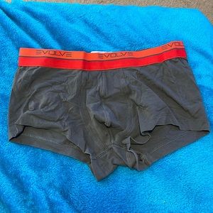 EVOLVE Trunks